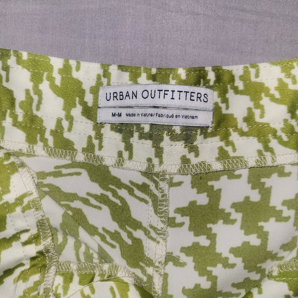 NWOT Urban Outfitters Olive Houndstooth Pants - Picture 4 of 6